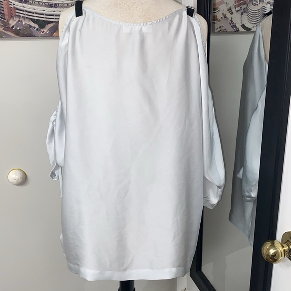 MICHAEL KORS SILKY BLOUSE OFF THE SHOULDER LEATHER adj.STRAPS ROUCHING SLEEVES - Picture 10 of 12